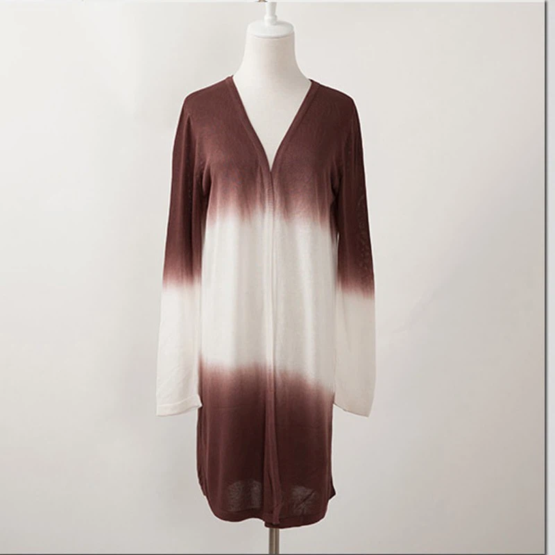 Gradient-V-Neck-Cardigan